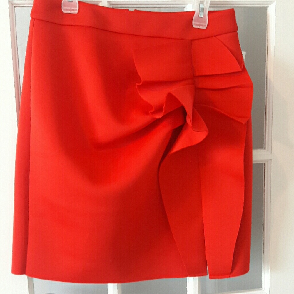 BEAUTIFUL red skirt size XL